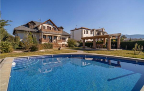 Cozy Home In Otura With Kitchen, Otura